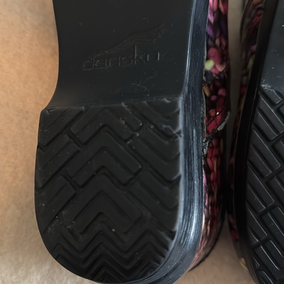 Size EU 40 clogs. - Picture 5 of 7